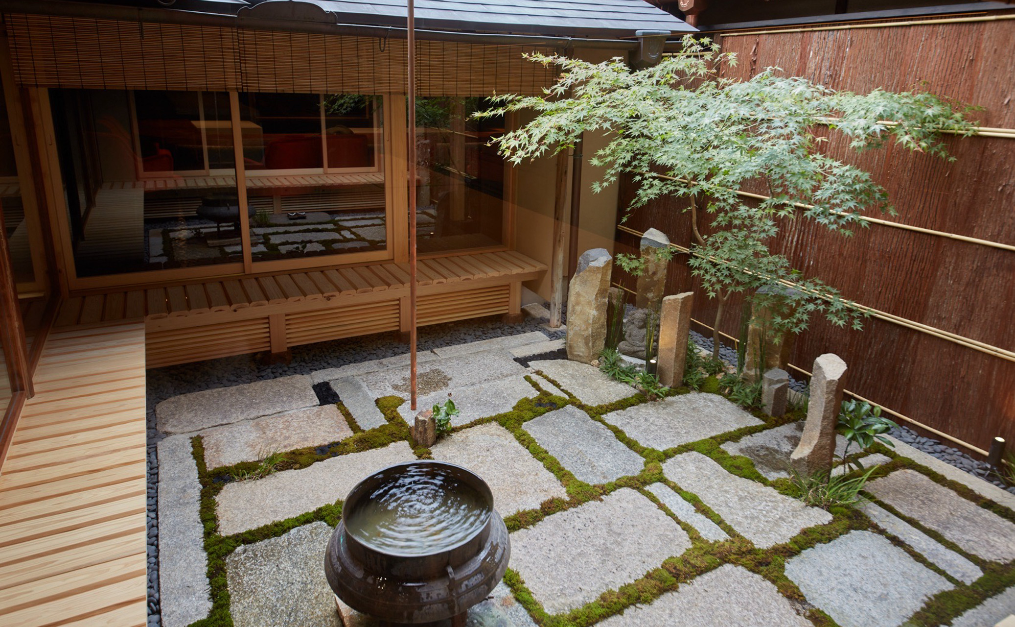 祇園さゝ木様中庭