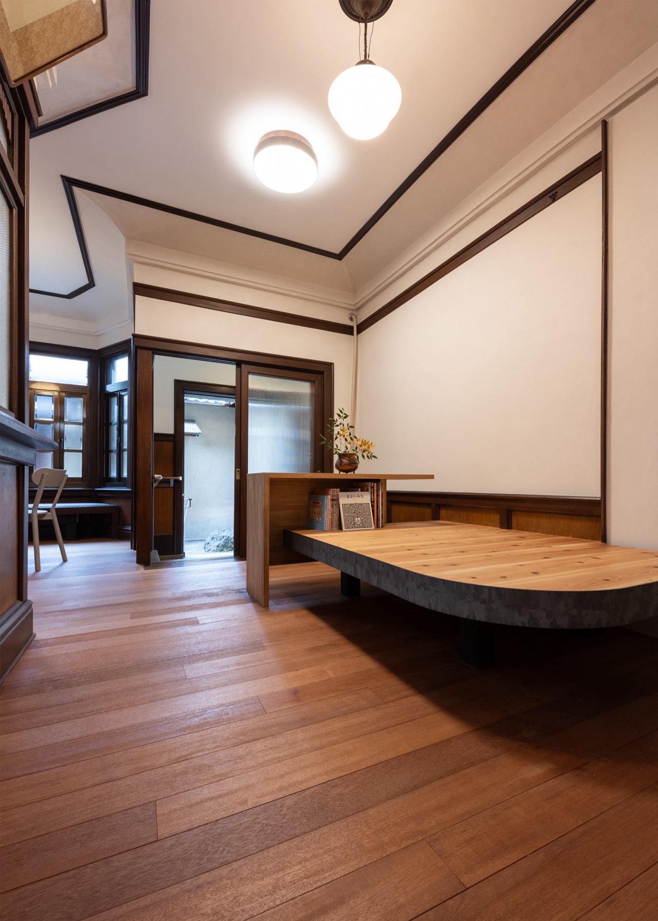 耳鼻咽喉科鈴木医院様待合室3